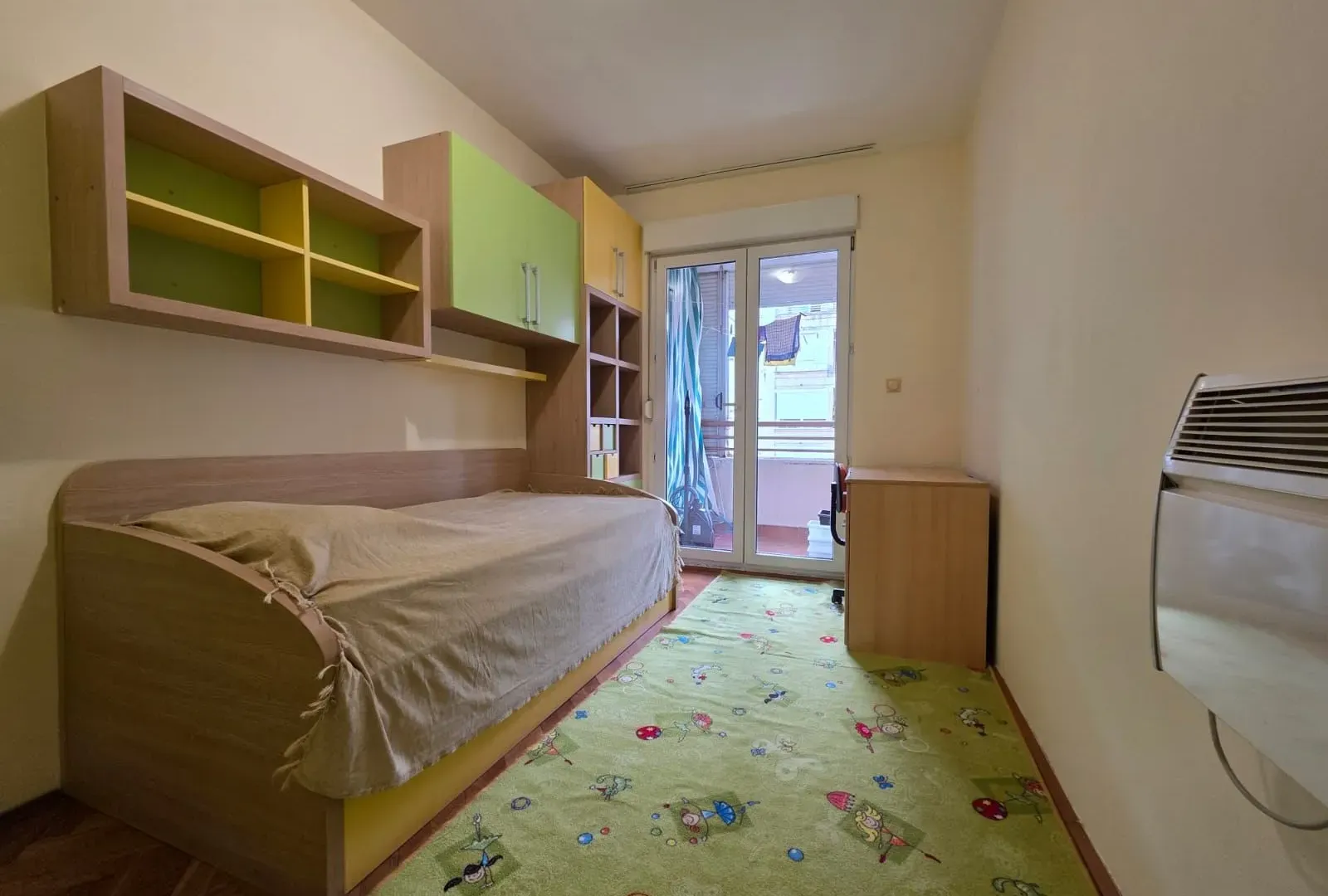 Izdavanje, dvosoban stan, 58m², Zagorič, Podgorica