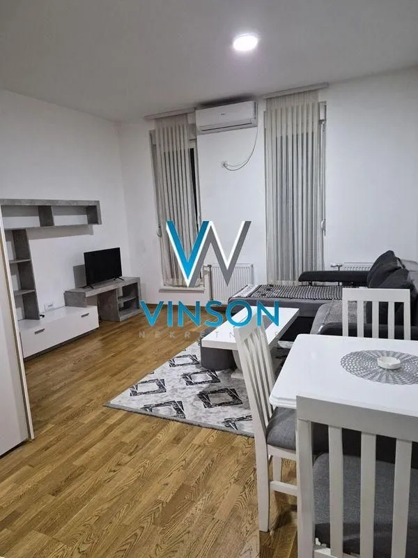 Izdavanje, stan, 30m², Salajka, Novi Sad Sve Podlokacije