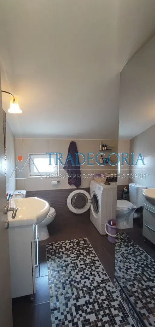 Prodaja, trosoban stan, 110m², Tivat, Crna Gora