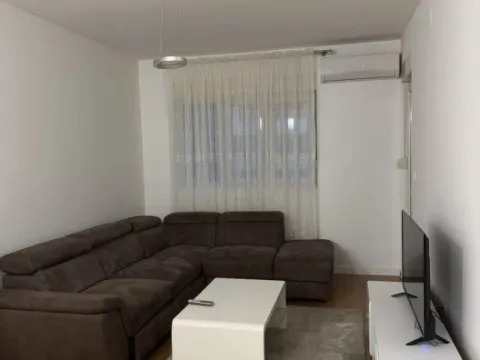 Rent, one bedroom apartment, 50m², Central Point, Podgorica