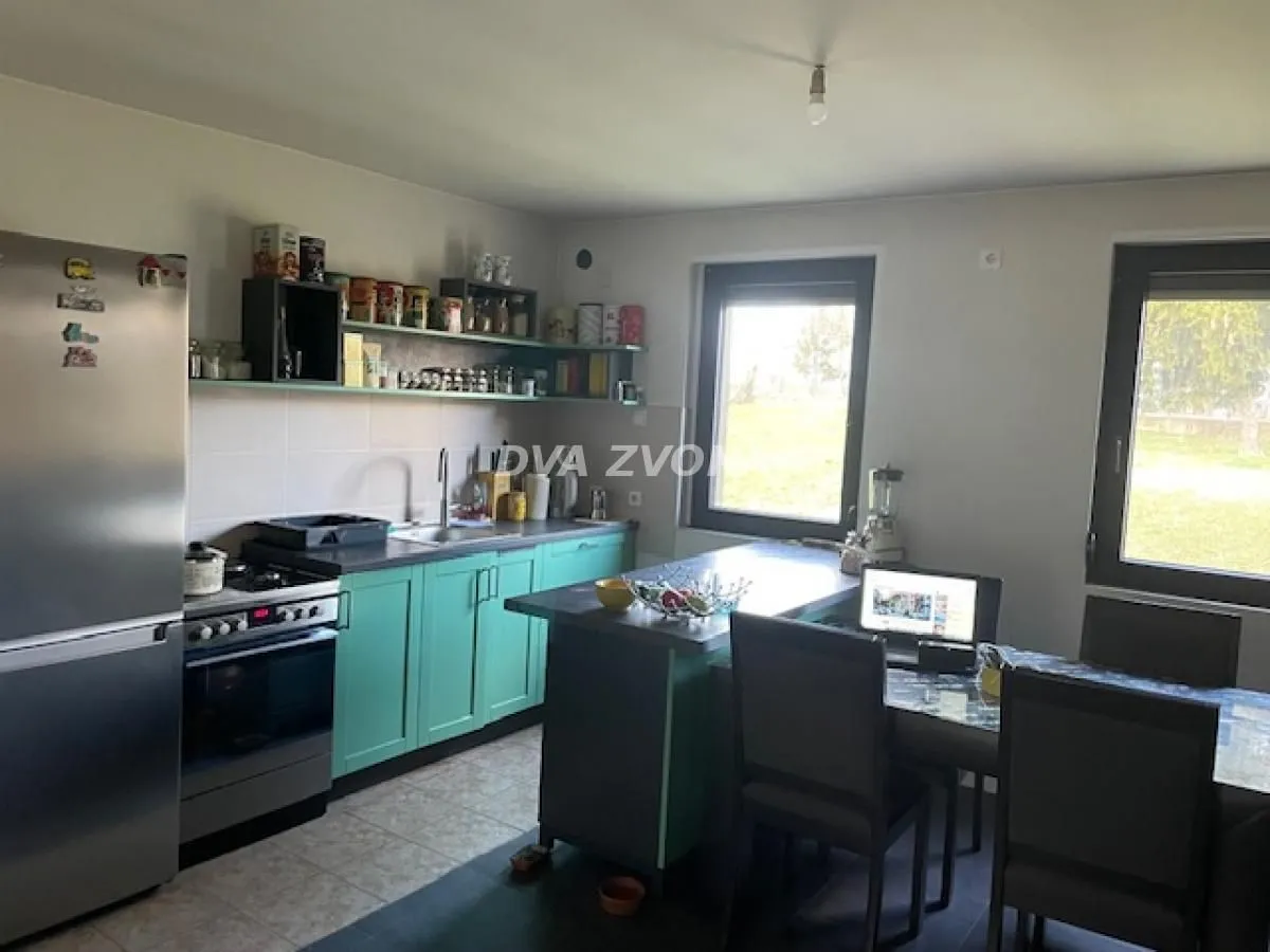Prodaja, kuća, 74m², Čortanovci, Inđija