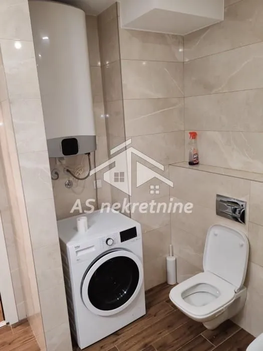 Rent, three bedroom apartment, 77m², Crveni Krst, Beograd