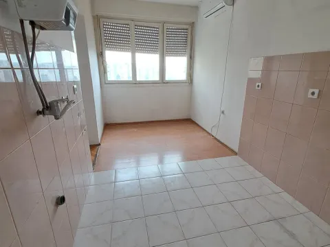 Prodaja, jednosoban stan, 47m², Gintaš, Podgorica - image 3