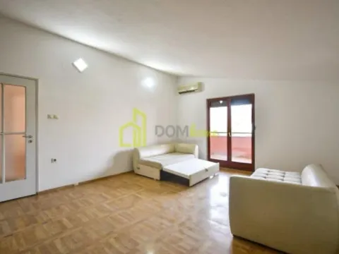 Izdavanje, kuća, 85m², Stari Aerodrom, Podgorica - image 4
