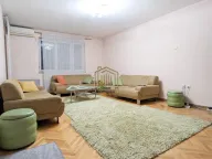 Prodaja, četvorosoban stan, 92m², Lepa Kata, Podgorica - image 1