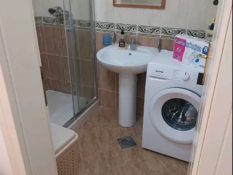 Izdavanje, jednosoban stan, 45m², Gospoština, Budva - image 2
