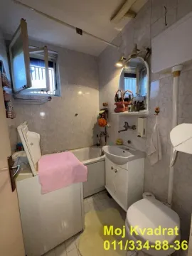 Prodaja, trosoban stan, 56m², Petlovo Brdo, Beograd - image 10