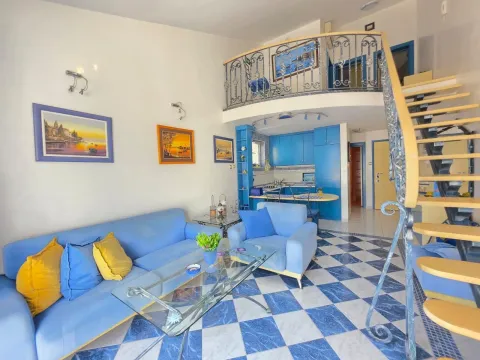 Sale, three bedroom apartment, 81m², Budva, Crna Gora - image 11