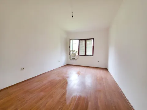 Sale, house, 200m², Grlić, Danilovgrad - image 7