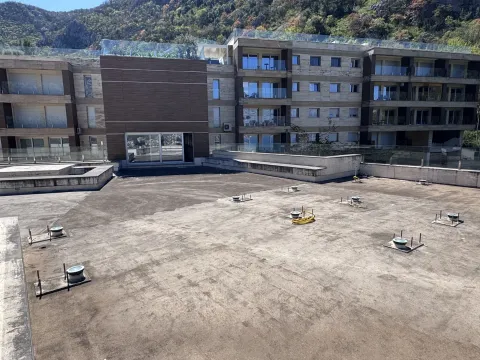 Sale, five bedroom apartment, 192m², Kotor, Crna Gora - image 5