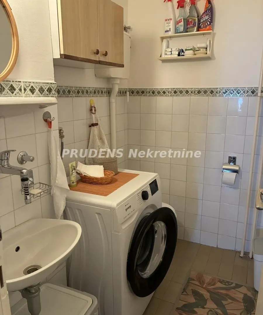 Prodaja, četvorosoban stan, 94m², Čukarica, Beograd