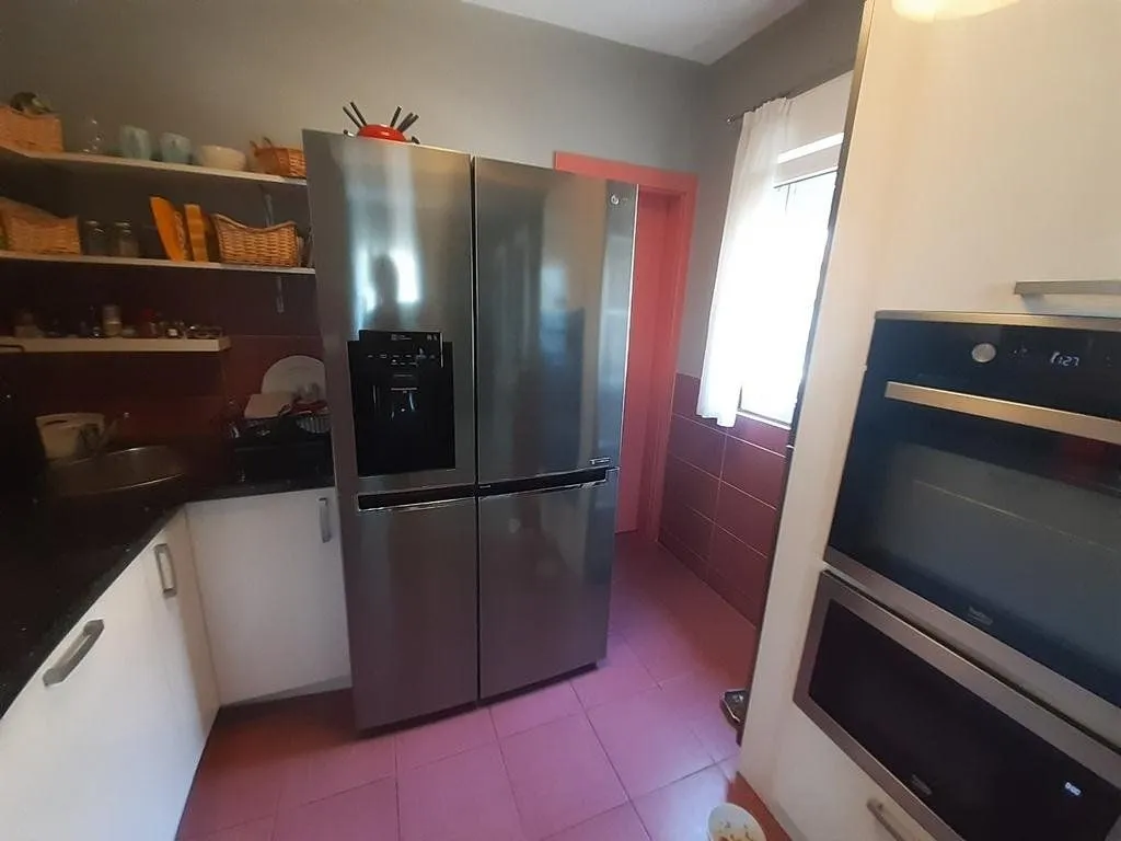 Prodaja, kuća, 180m², Podgorica, Crna Gora