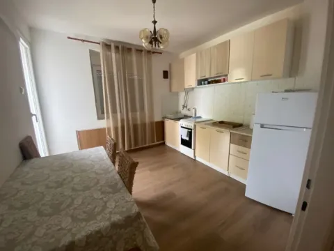 Izdavanje, dvosoban stan, 55m², Centar, Tivat - image 5
