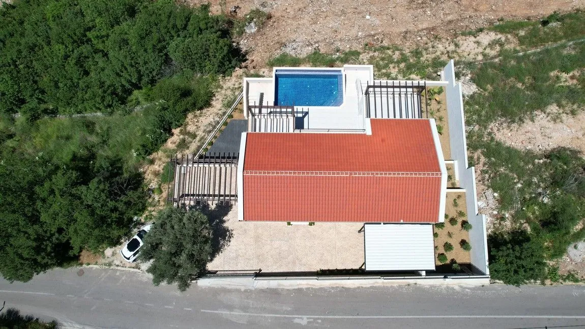 Sale, house, 430m², Blizikuće, Budva