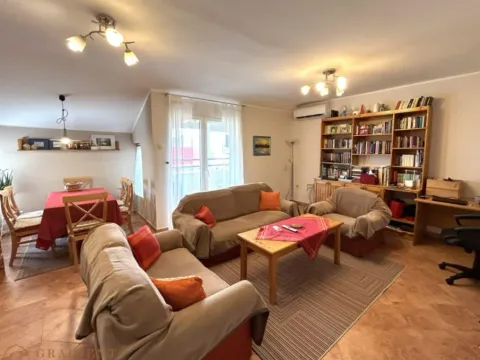 Prodaja, stan, 88m2, Stari Aerodrom, Podgorica Prodaja, stan, 88m2, Stari Aerodrom, Podgorica