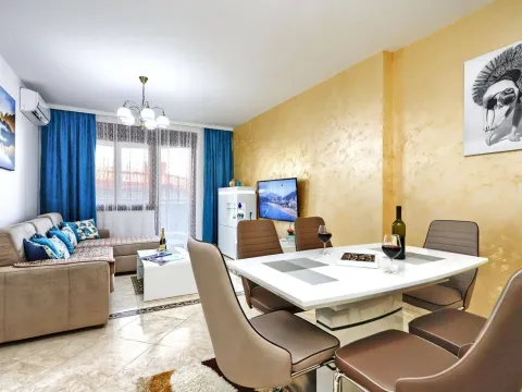 Sale, one bedroom apartment, 58m², Bečići, Budva - image 4
