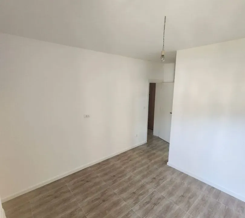 Sale, two bedroom apartment, 59m², Ilino, Bar