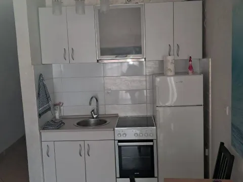 Izdavanje, jednosoban stan, 40m², Budva, Crna Gora - image 5