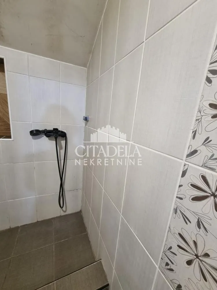Prodaja, trosoban stan, 73m², Čukarica, Beograd