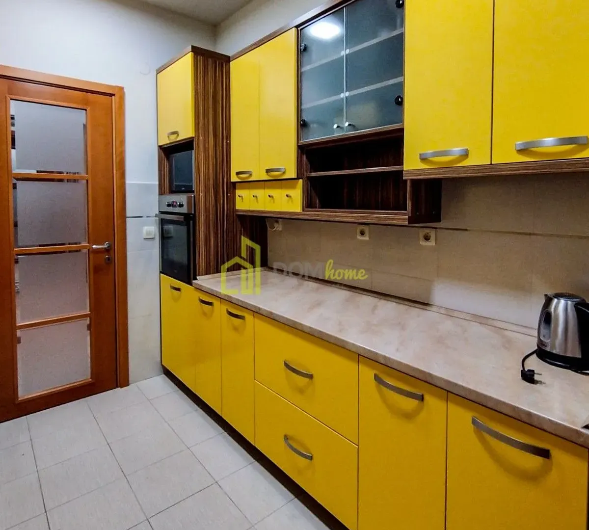 Prodaja, trosoban stan, 108m², Gorica C, Podgorica