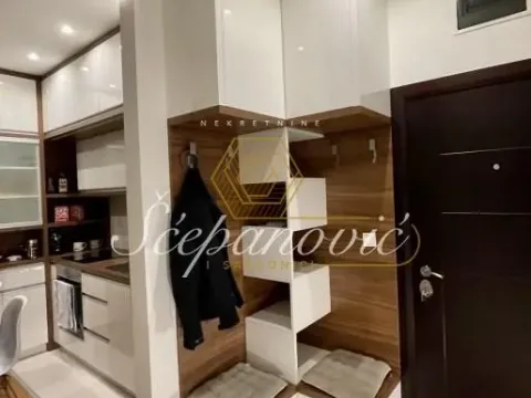 Izdavanje, dvosoban stan, 41m², Centar, Novi Sad - image 7