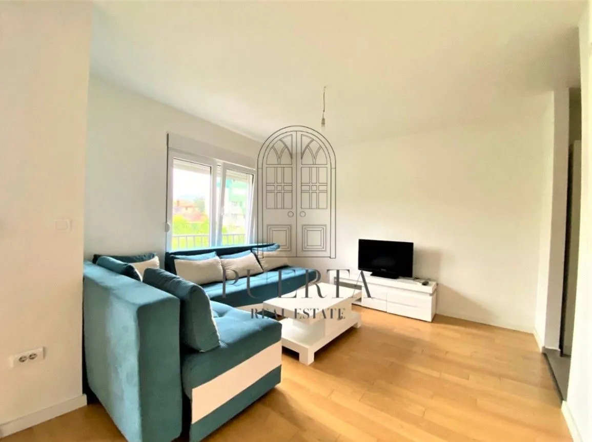 Izdavanje, garsonjera, 33m², Centar, Podgorica