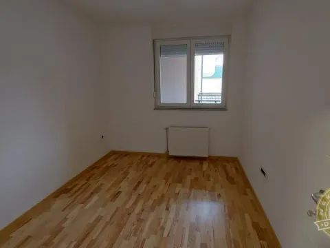 Izdavanje, dvosoban stan, 45m², Petrovaradin, Novi Sad - image 5