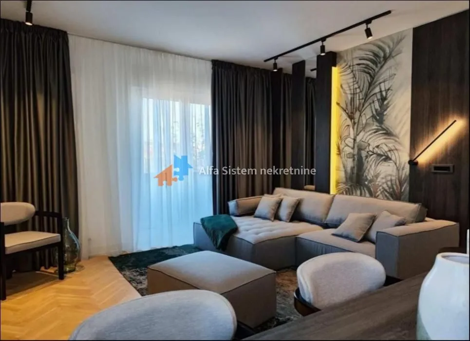 Izdavanje, stan, 76m², Dušanovac, Voždovac Sve Podlokacije
