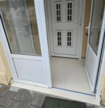 Izdavanje, poslovni prostor, 50m², Pobrežje, Podgorica - image 4