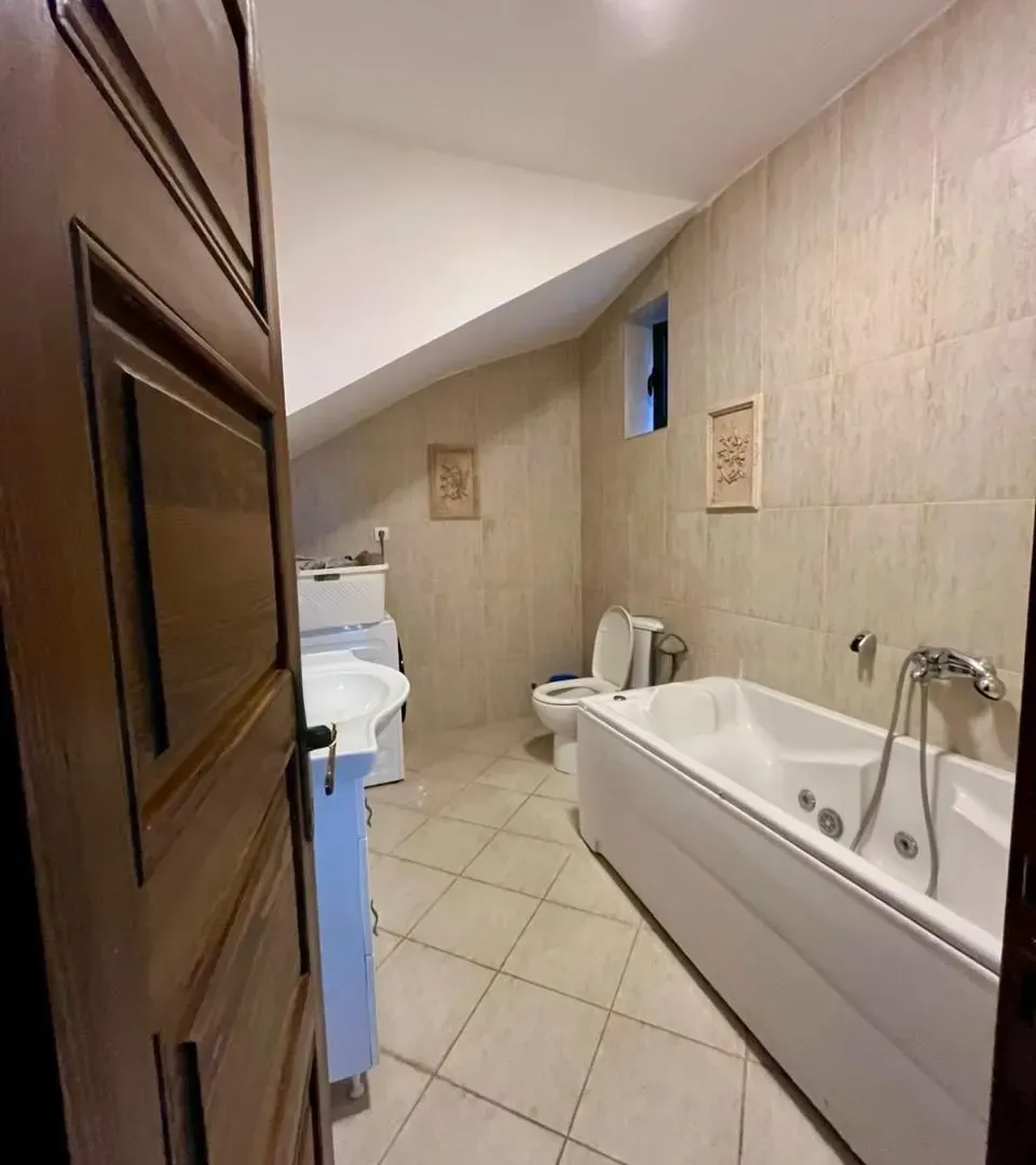 Rent, house, 200m², Reževići, Budva
