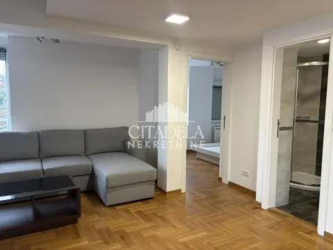 Prodaja, dvosoban stan, 84m², Gradska Bolnica, Zvezdara Sve Podlokacije - image 2