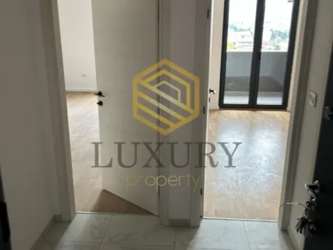 Izdavanje, jednosoban stan, 43m², Stari Aerodrom, Podgorica - image 5