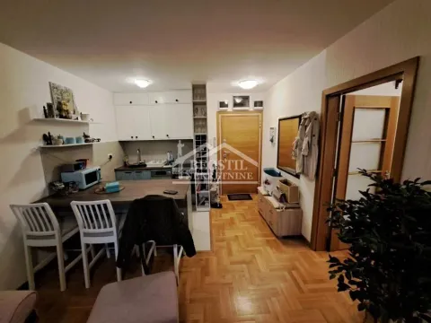 Sale, two bedroom apartment, 57m², Lekino Brdo, Voždovac Sve Podlokacije