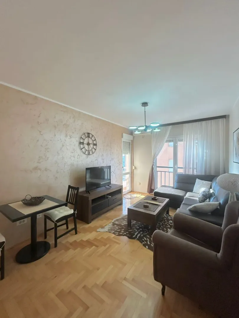 Rent, one bedroom apartment, 37m², Stari Aerodrom, Podgorica