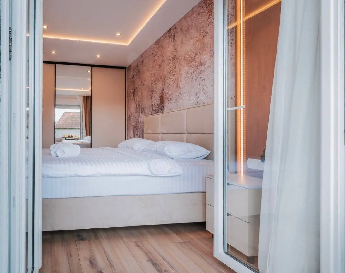 Rent, two bedroom apartment, 55m², Tivat, Crna Gora