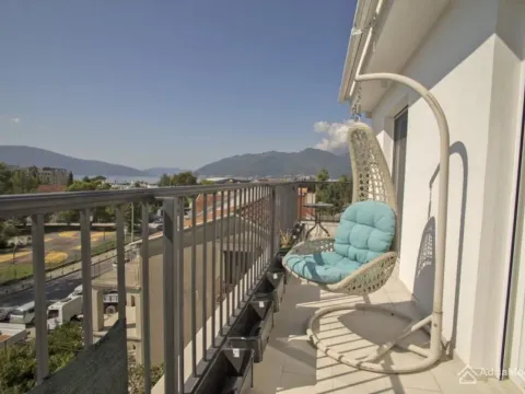 Prodaja, dvosoban stan, 64m², Centar, Tivat - image 4