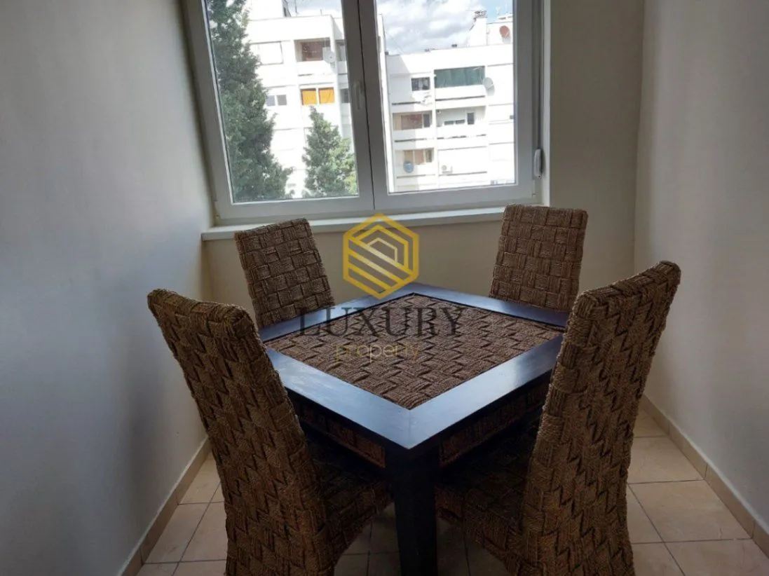 Prodaja, jednosoban stan, 50m², Gintaš, Podgorica