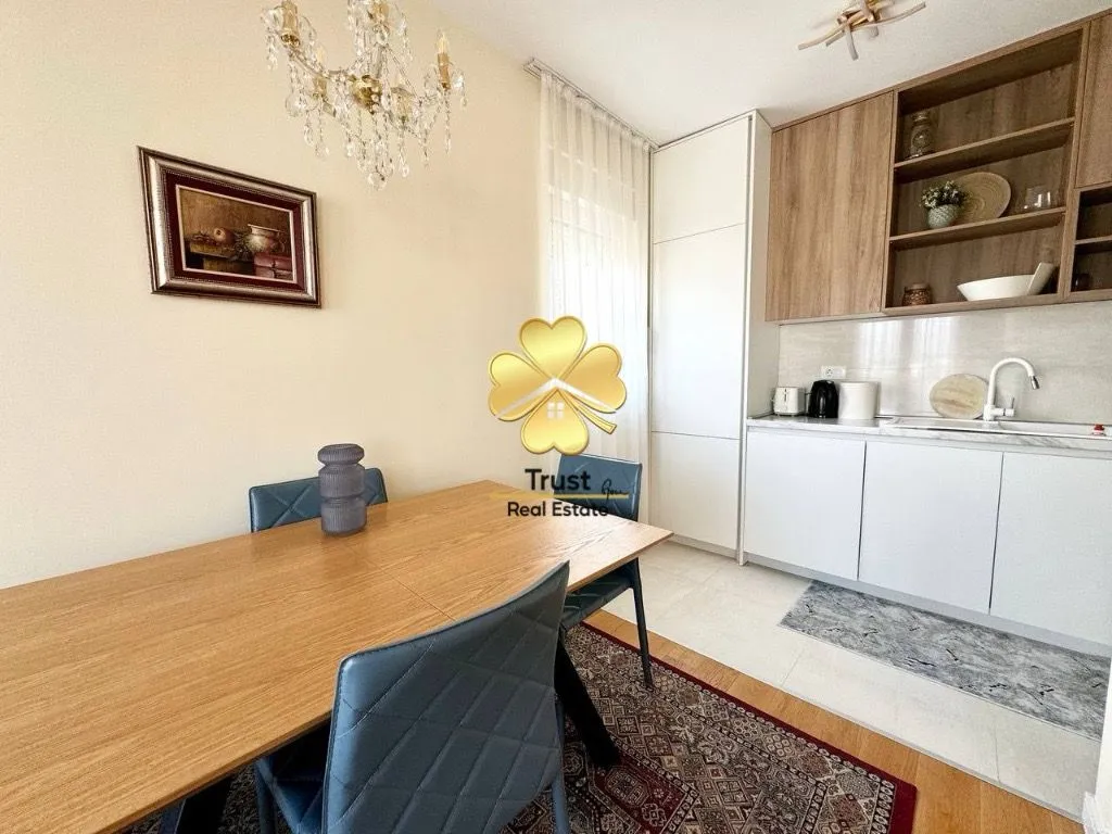 Rent, three bedroom apartment, 100m², Central Point, Podgorica