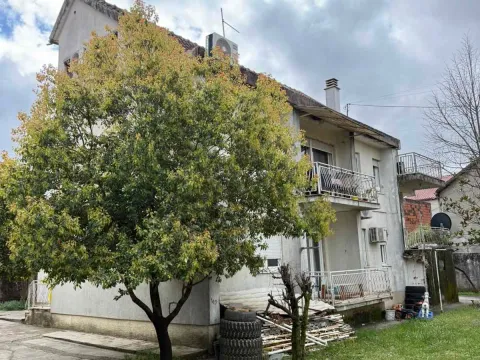 Prodaja, kuća, 370m², Zagorič, Podgorica - image 2