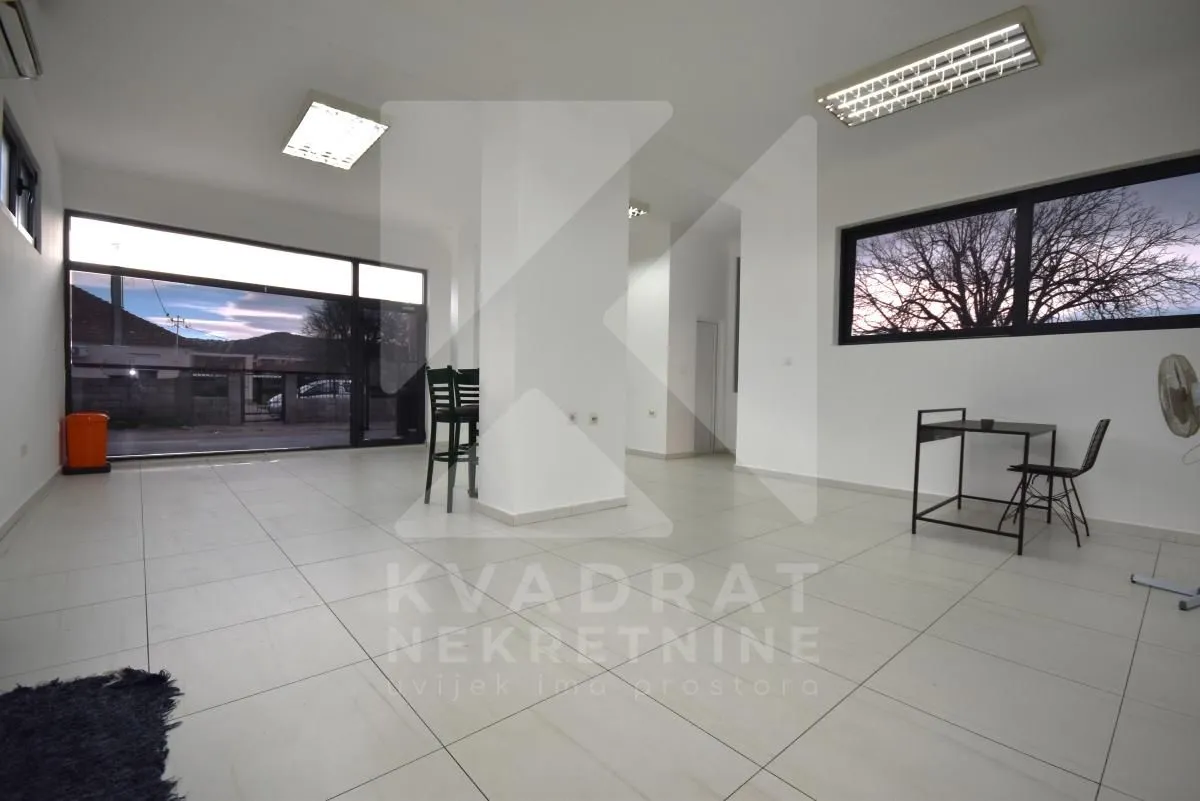 Rent, office space, 65m², Zlatica, Podgorica