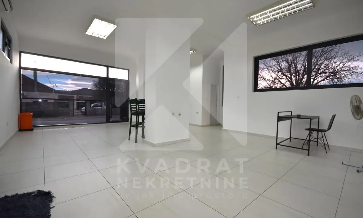 Rent, office space, 65m², Zlatica, Podgorica