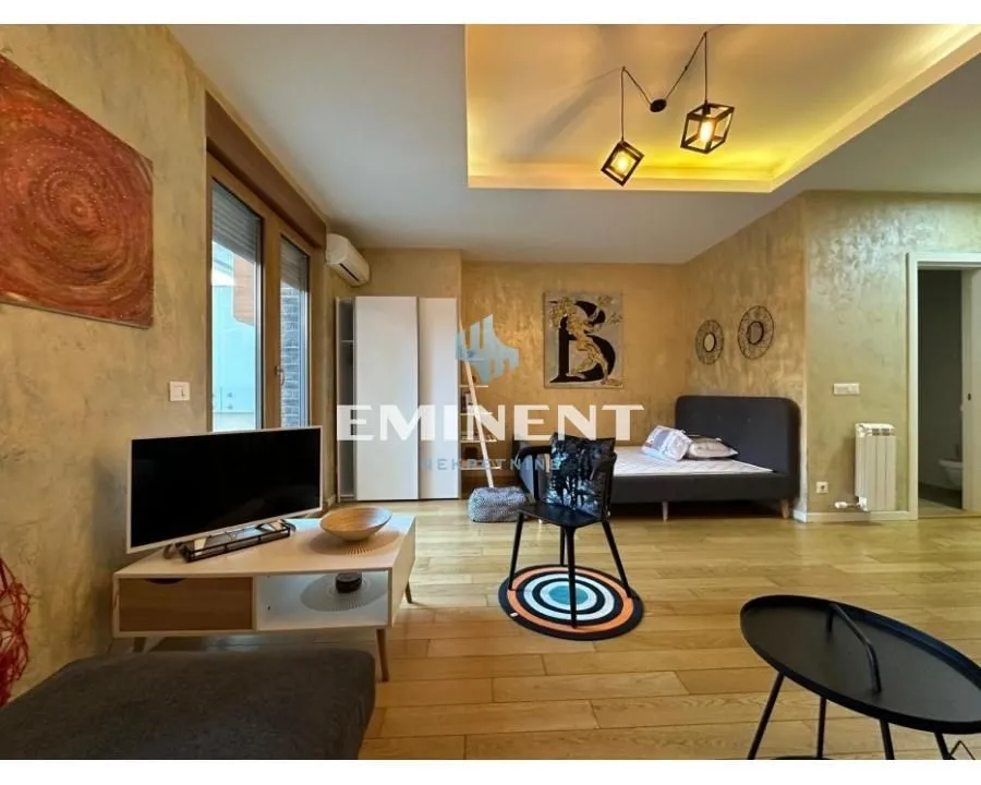 Izdavanje, jednosoban stan, 35m², Novi Beograd Blok 67, Novi Beograd Sve Podlokacije