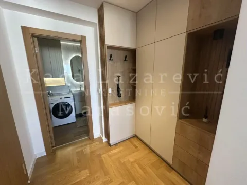 Rent, one bedroom apartment, 47m², Stari Grad, Beograd - image 12