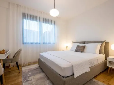 Prodaja, dvosoban stan, 63m², Tivat, Crna Gora - image 4