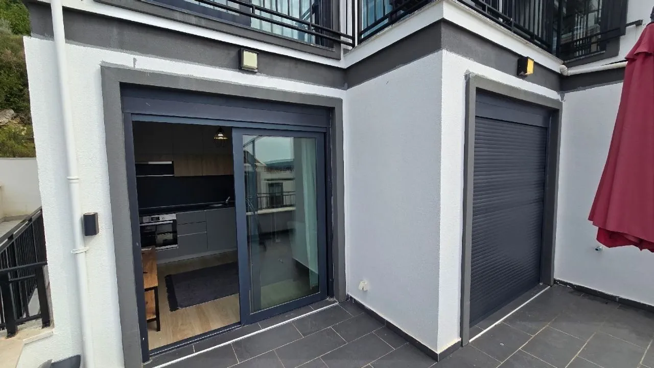 Prodaja, dvosoban stan, 48m², Tivat, Crna Gora