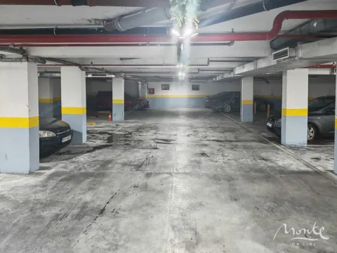 Sale, two bedroom apartment, 83m², Bečići, Budva - image 21