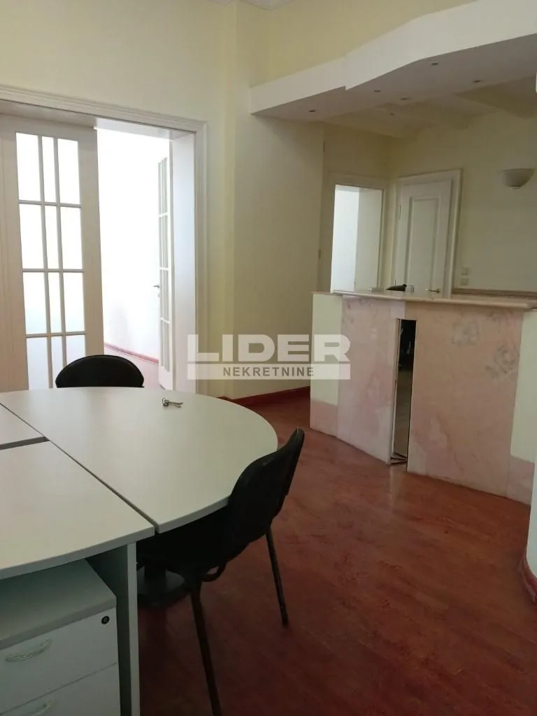Prodaja, trosoban stan, 73m², Stari Grad, Beograd
