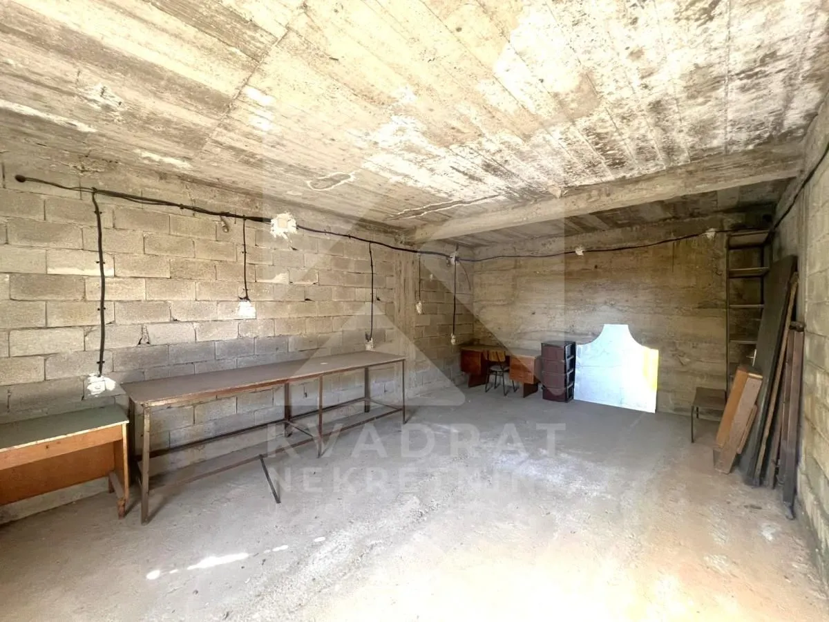 Prodaja, kuća, 159m², Malo Brdo, Podgorica