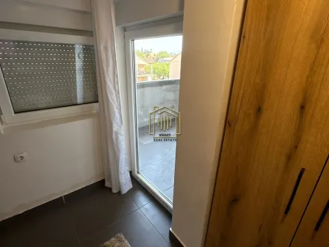 Rent, two bedroom apartment, 70m², Donja Gorica, Podgorica - image 11