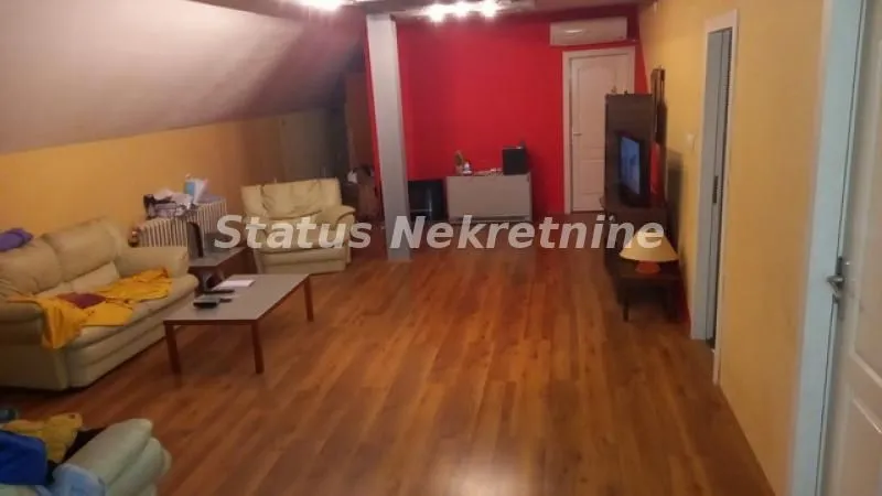 Prodaja, kuća, 250m², Sremski Karlovci, Novi Sad